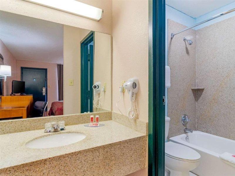 Econo Lodge Decatur Exteriér fotografie