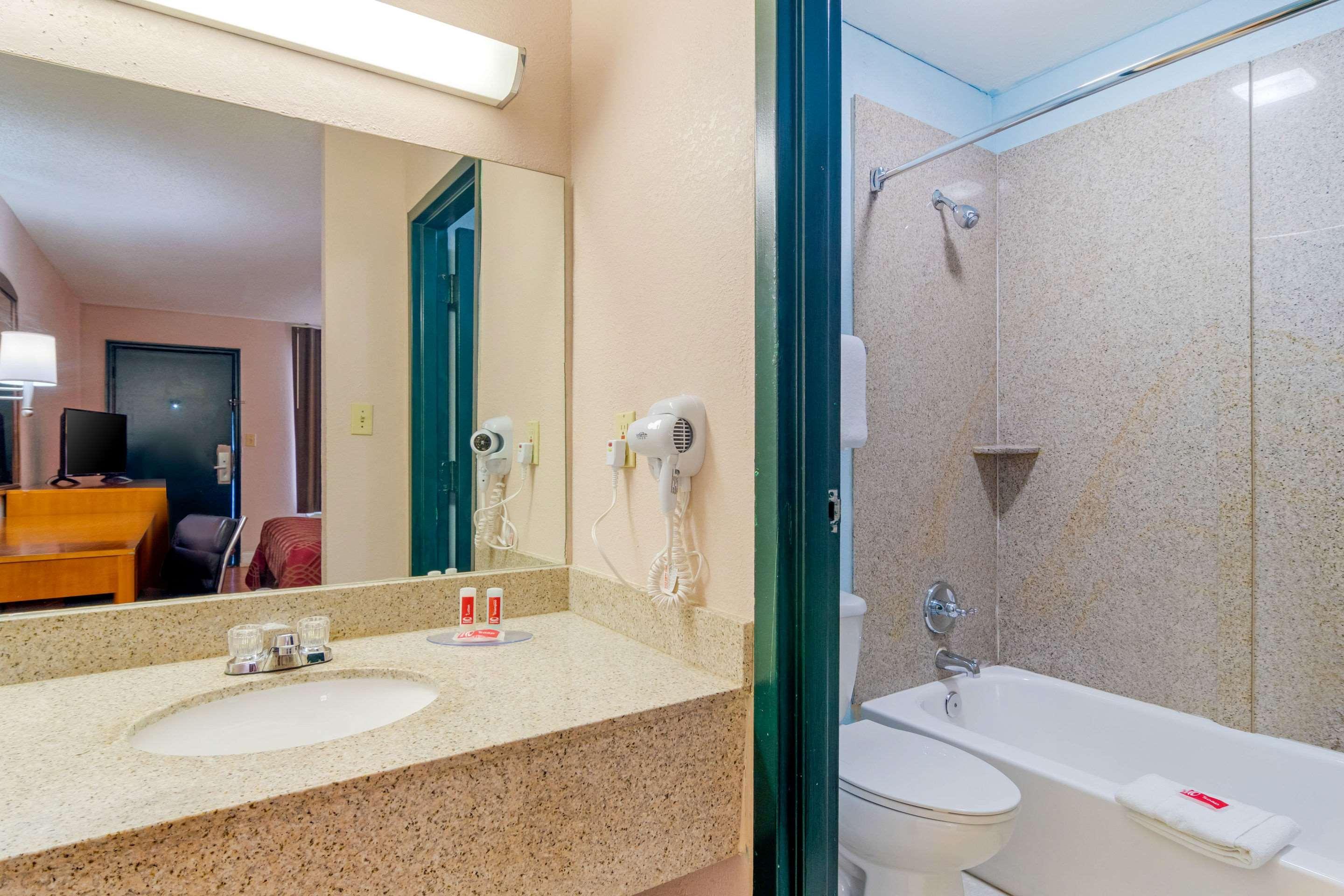 Econo Lodge Decatur Exteriér fotografie